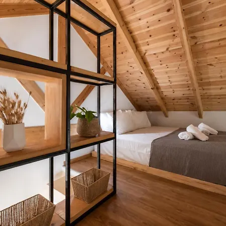 Neilis - Modern Retreat In Апартаменты Каламата