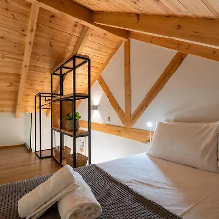 Neilis - Modern Retreat In Каламата