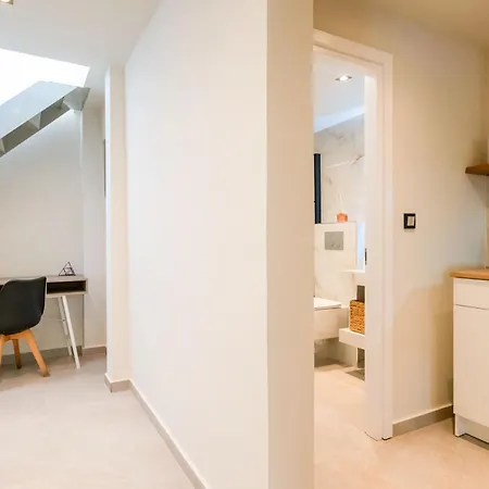 Appartement Neilis - Modern Retreat In Kalamáta
