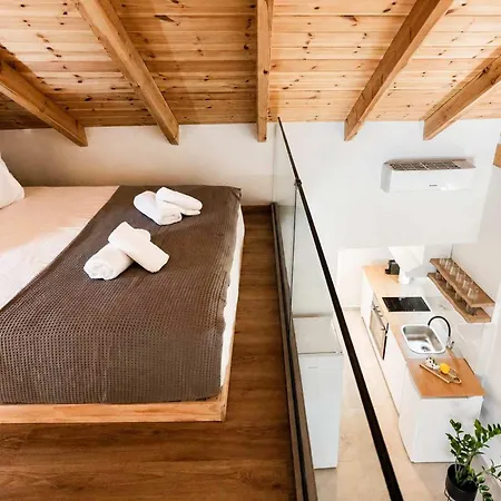 Neilis - Modern Retreat In *